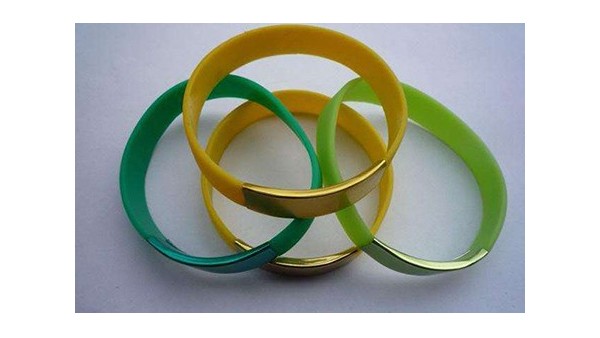 粘硅膠膠水，硅膠制品用什么膠水粘能達(dá)到破材效果