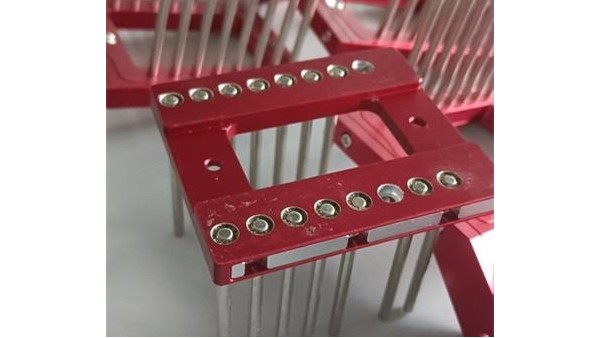 粘金屬uv膠_KJ-3320 UV膠粘金屬磁棒應(yīng)用案例