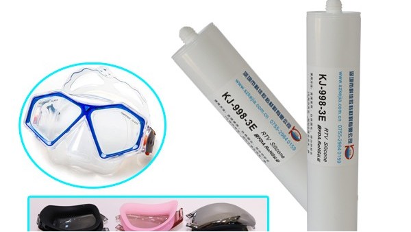 硅膠粘塑料怎么粘？用什么類型的膠水比較好？