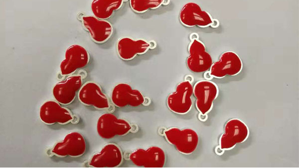 科佳膠粘材料神奇的PU水晶膠，讓你的工藝禮品變得豐富多彩！