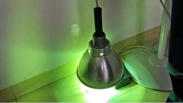 無影膠水的特點以及應用領域