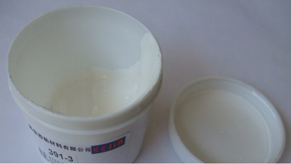 AB膠具有哪些性能特點(diǎn)