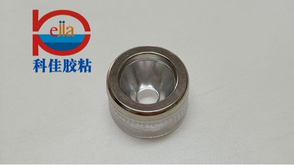 PC粘金屬膠水助力多功能車載手電筒，隨時解救您的安全